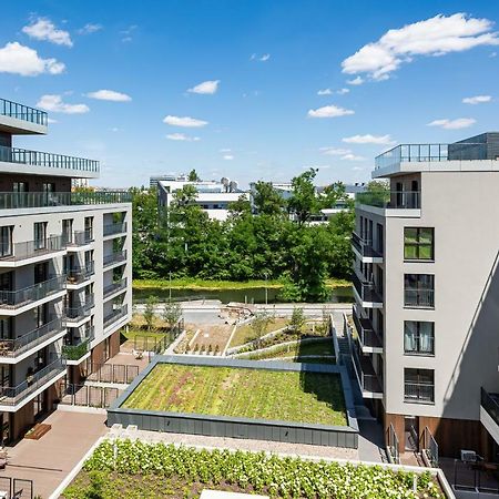 Apartment Walonska With Free Parking Wroclaw By Noclegi Renters エクステリア 写真